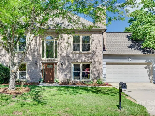 12004 Woodholm Ct, Tega Cay, SC 29708