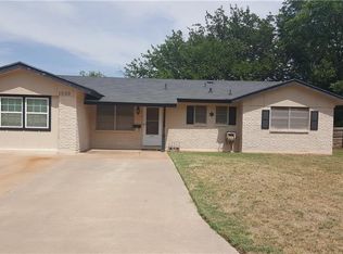 1933 Yorktown Dr, Abilene, TX 79603