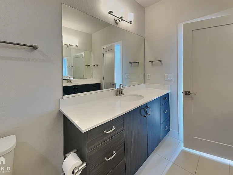 10328 Milwaukee Cir — Photo 9