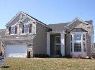 307 Meadow Lakes Dr, Shorewood, IL