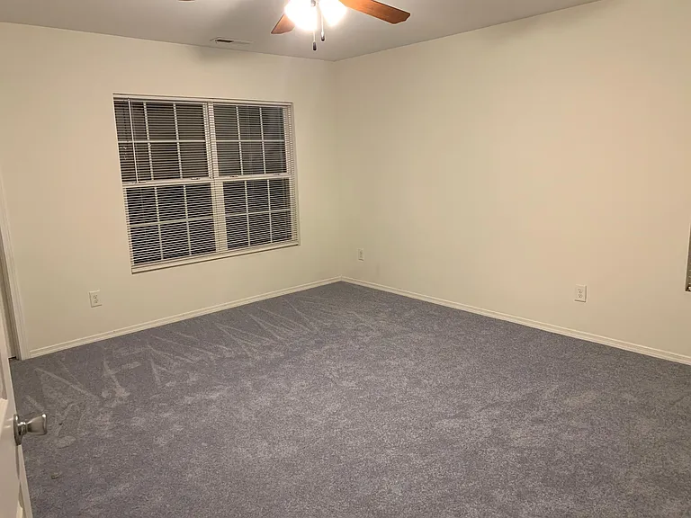 1819 Whirlaway Ct — Photo 23