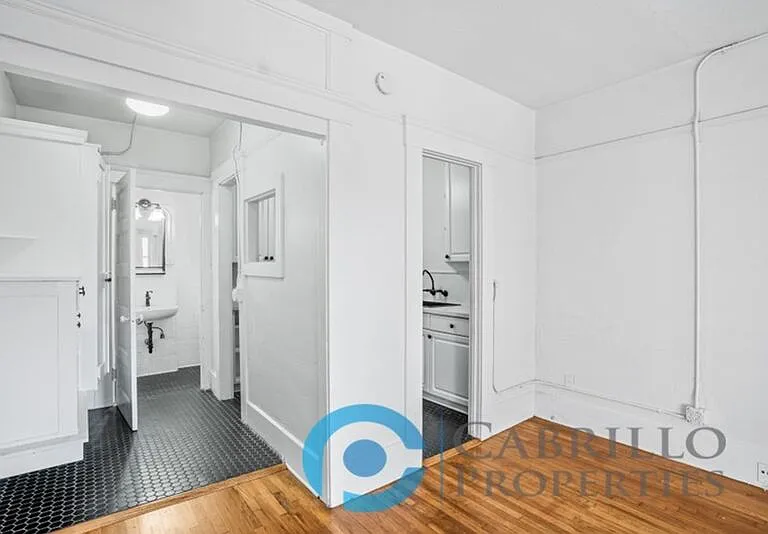 2261 4th Ave — Photo 7