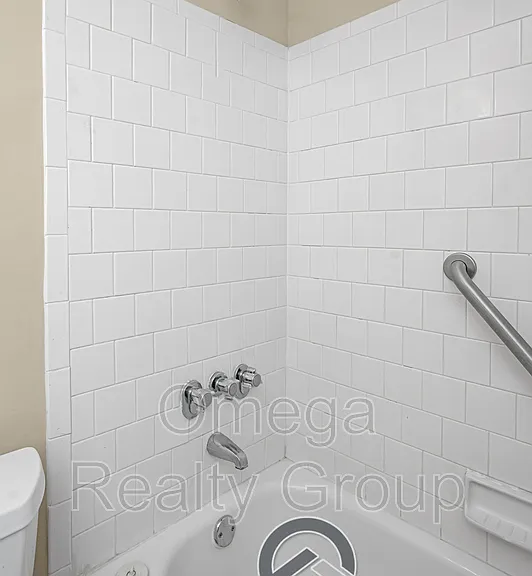 5827 Darien Dr — Photo 18