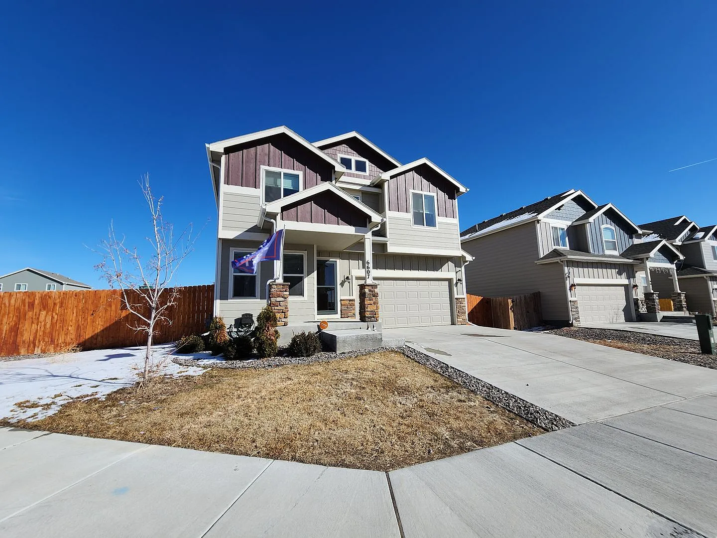 4 Bed 3 Bath in Lorson Ranch!! — Photo 2