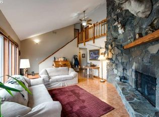 56278 McDonald Rd, Vernonia, OR 97064