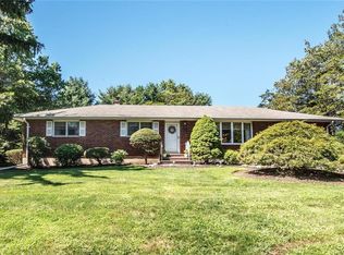55 Yale Ter, Blauvelt, NY
