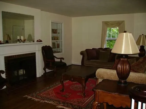 765 15th St, Oakmont, PA 15139