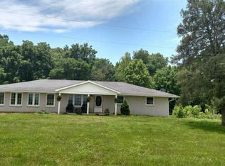 655 Barkers Mill Rd, Pembroke, KY 42266