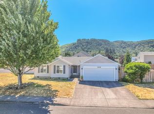 3035 5th St, Columbia City, OR