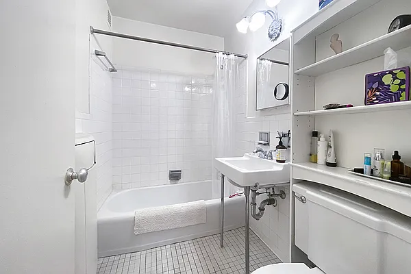 Rented by Compass | media 20