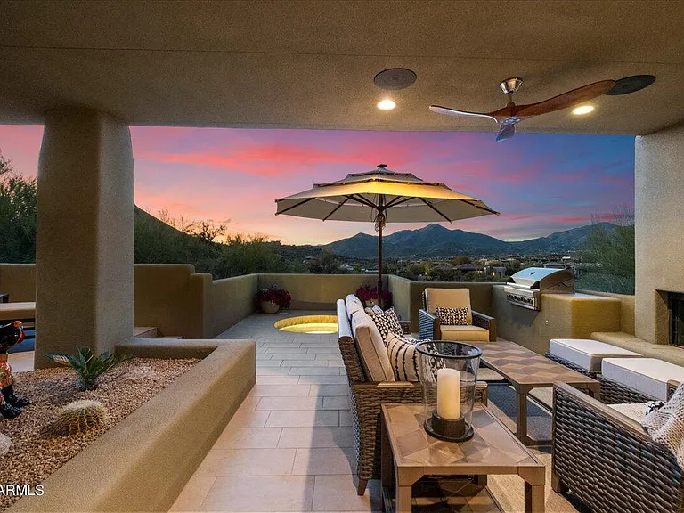 10015 E Graythorn Dr — Photo 16