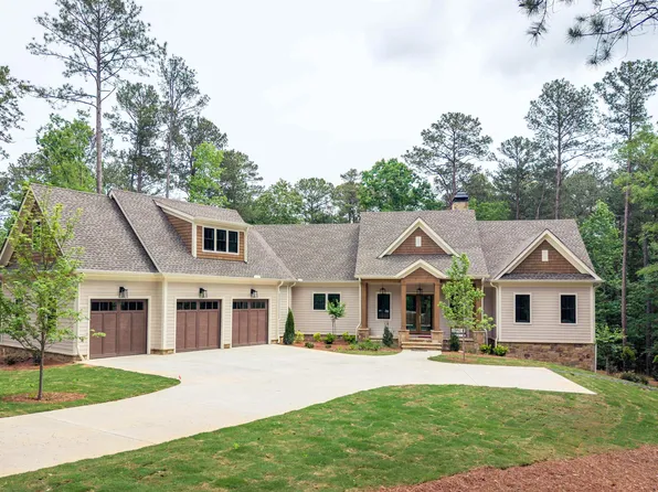1040 Parrotts Cv, Greensboro, GA 30642