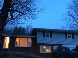 104 Autumn Dr, Campbellsville, KY 42718