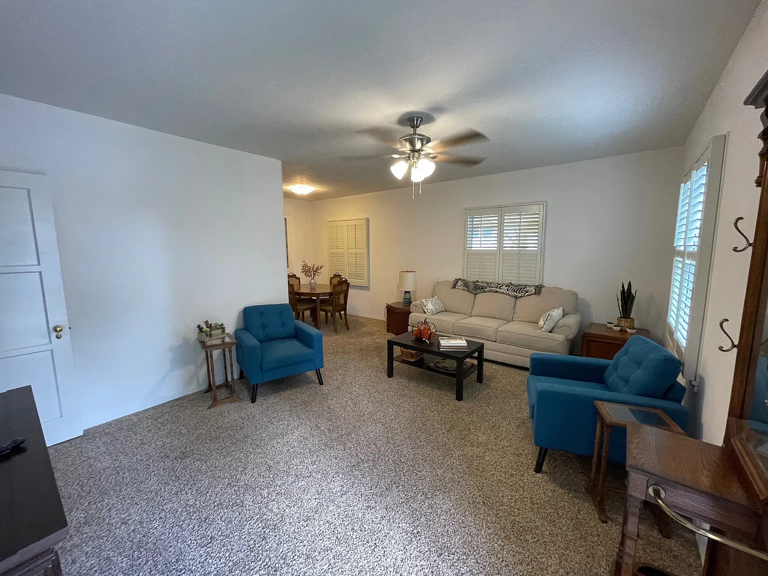 2 bed, 951 sqft, $2,400 — Photo 3