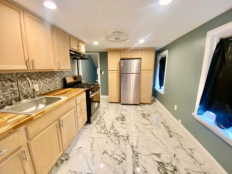 34 Southard St #2 — Photo 1