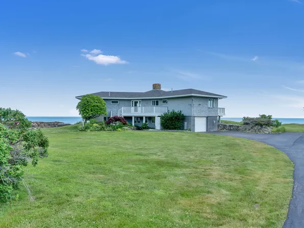 28 Surf Point Rd, York, ME 03909