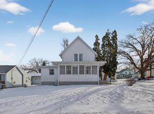 105 Taylor St, Traer, IA 50675
