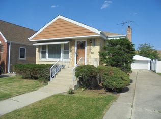 9639 S Maplewood Ave, Evergreen Park, IL