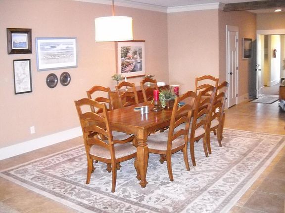 4th image of 15110 215th Ave Unit 3