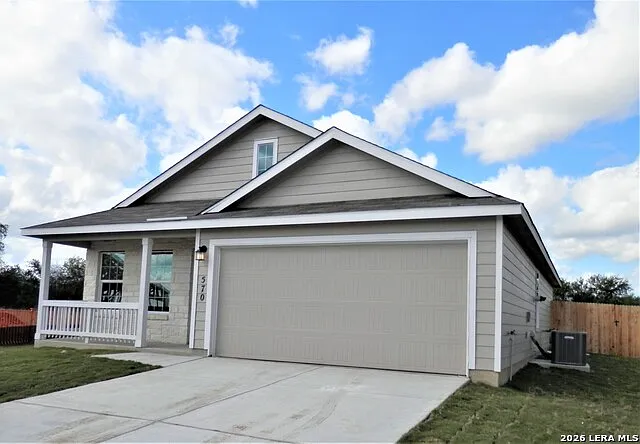 3 bed, 2.0 bath, 1217 sqft, $2,150 — Photo 3