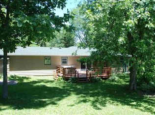 1357 Prairie Village Rd, Deerfield, WI 53531