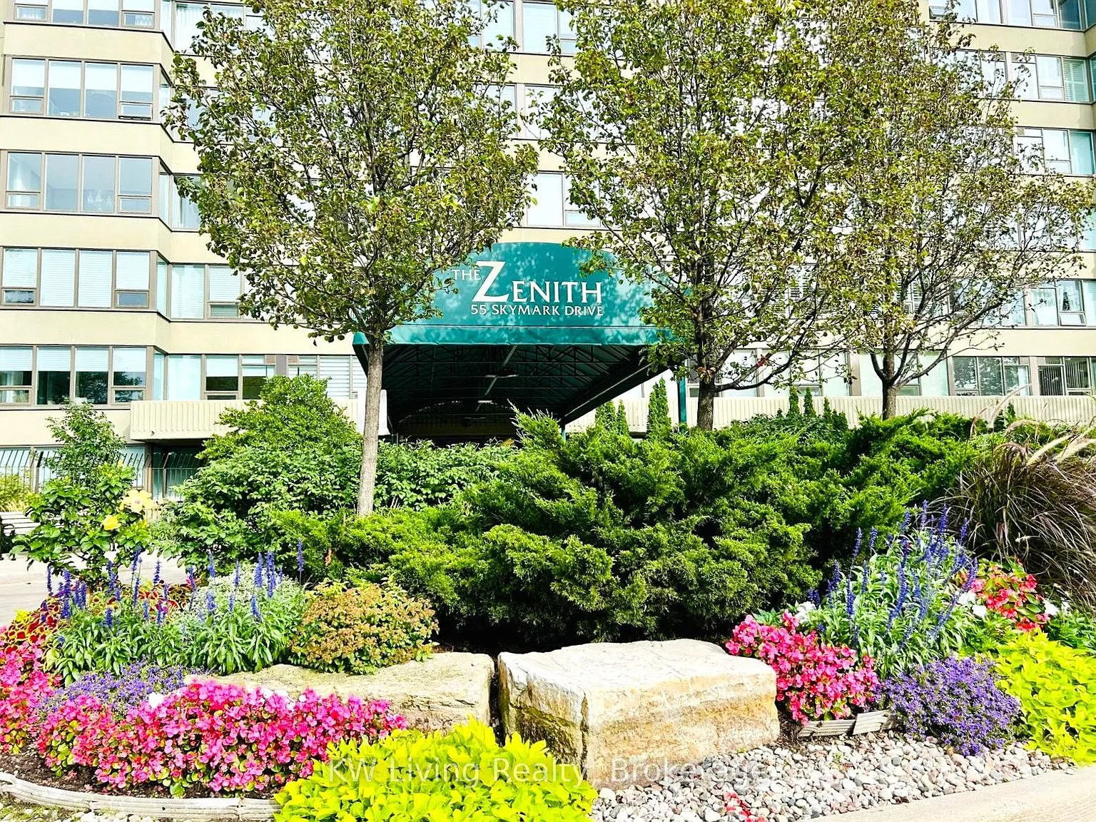 The Zenith — Photo 3