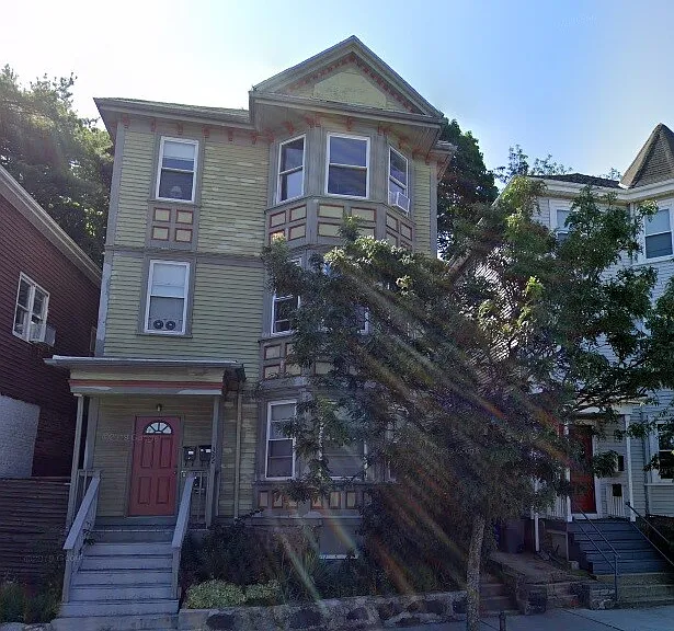 Centre St — Photo 13
