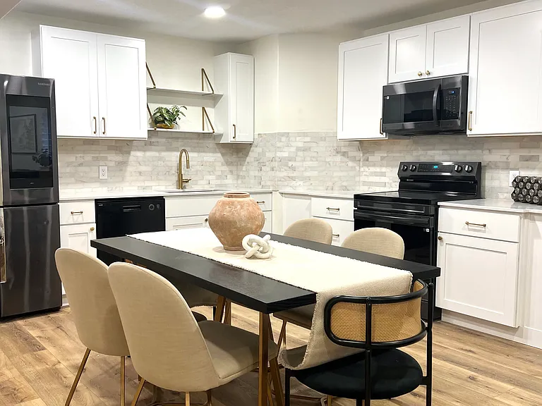28 N Fairway Dr — Photo 4