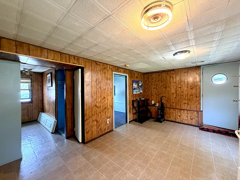 35 Sunburst Dr #1 — Photo 5