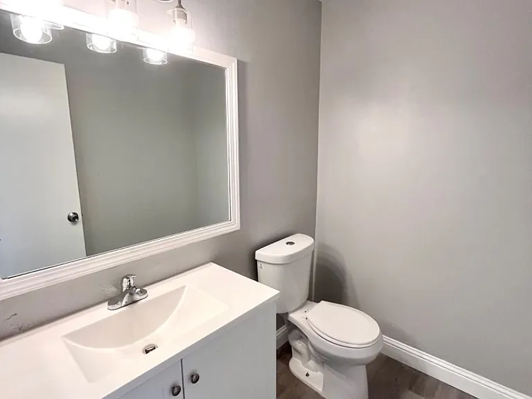 Unit Photo