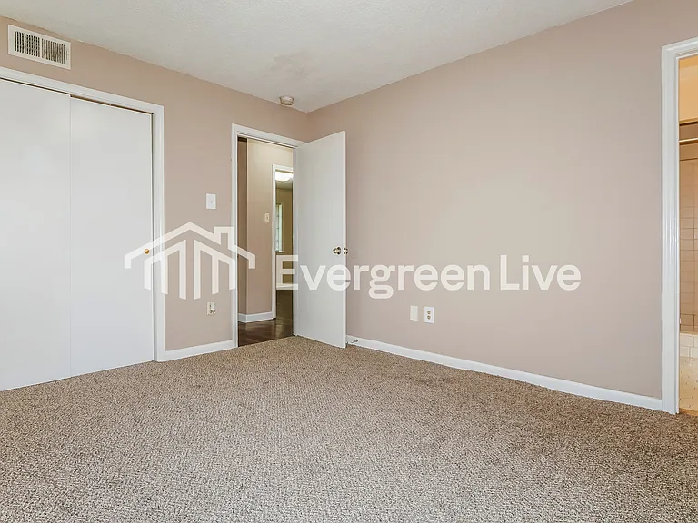 5991 Raintree Dr — Photo 8