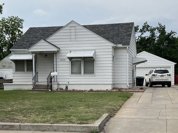 1205 Jackson St