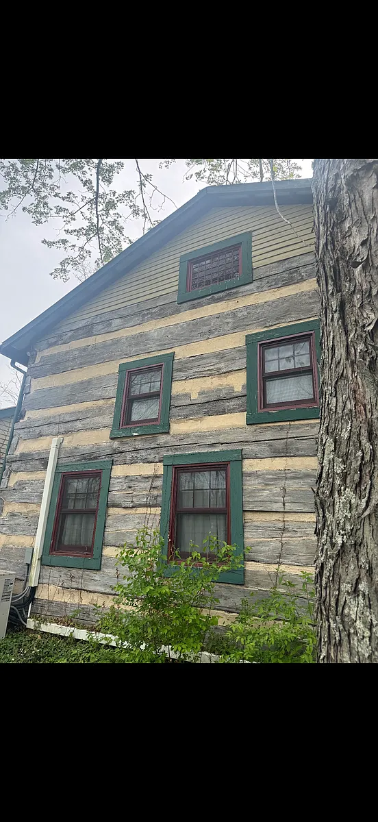 Building Photo - 2043 Longbranch Rd
