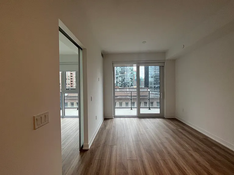 634 Church St #7 — Photo 9
