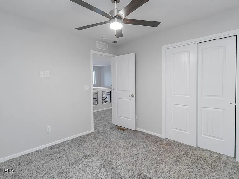 13909 Summer View Ave — Photo 24
