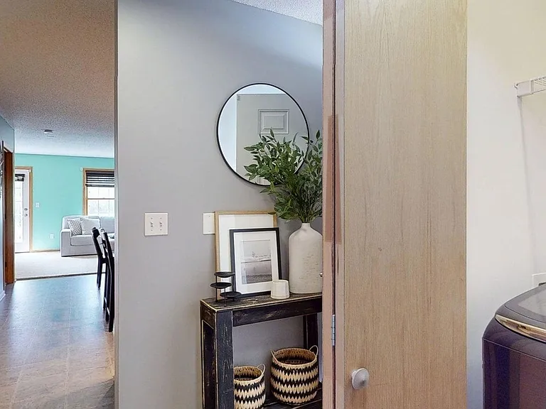 3057 Venice Ln NW — Photo 47
