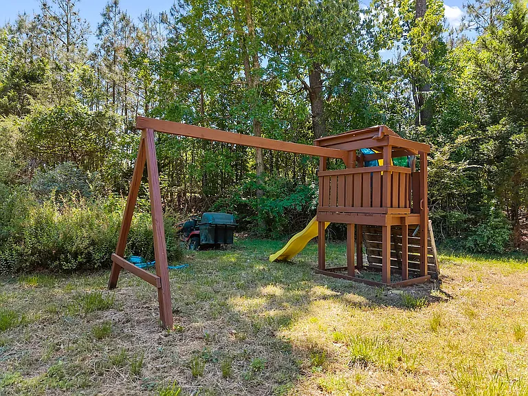 290 Thomas Cash Rd — Photo 18