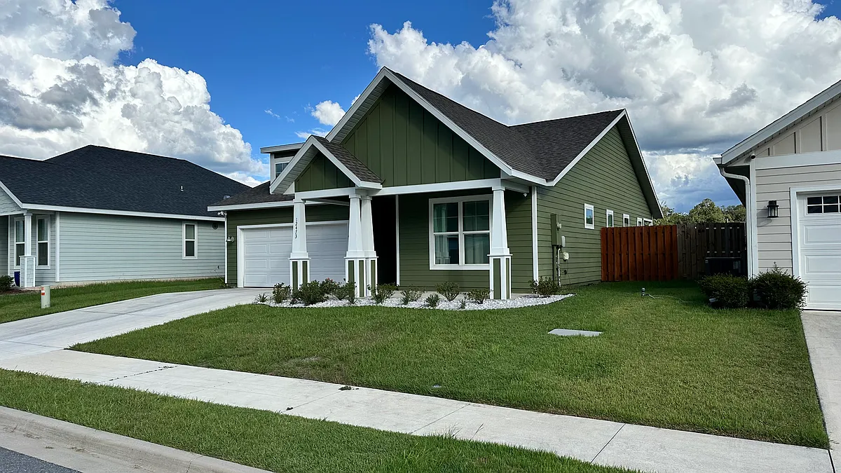 Building Photo - 12473 NW 162nd Dr