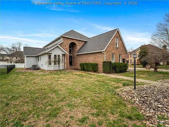 2nd image of 62 Muirfield Dr