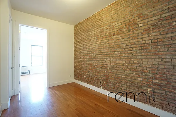 Rented by Rennit Inc. | media 34