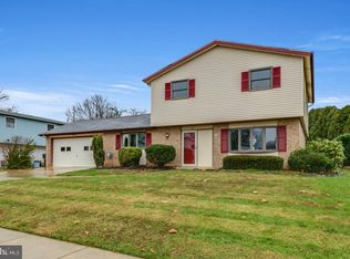 2518 McCawber Dr, Wilmington, DE 19808