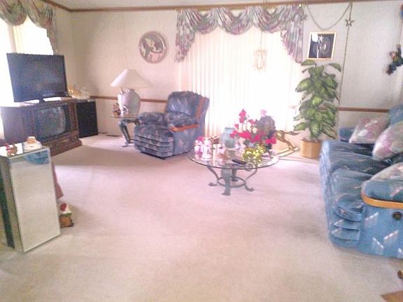 5th image of 94 Parkside Cir