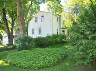 26 Ice Plant Rd, Lafayette, NJ 07848