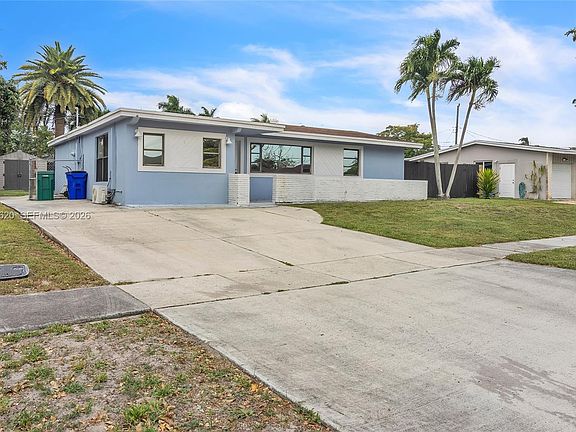 3rd image of 6133 NW 20th St