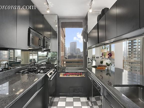 5th image of 500 W 43rd St APT 34A