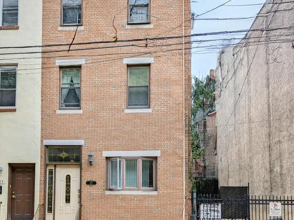 1613 N 18th St, Philadelphia, PA 19121