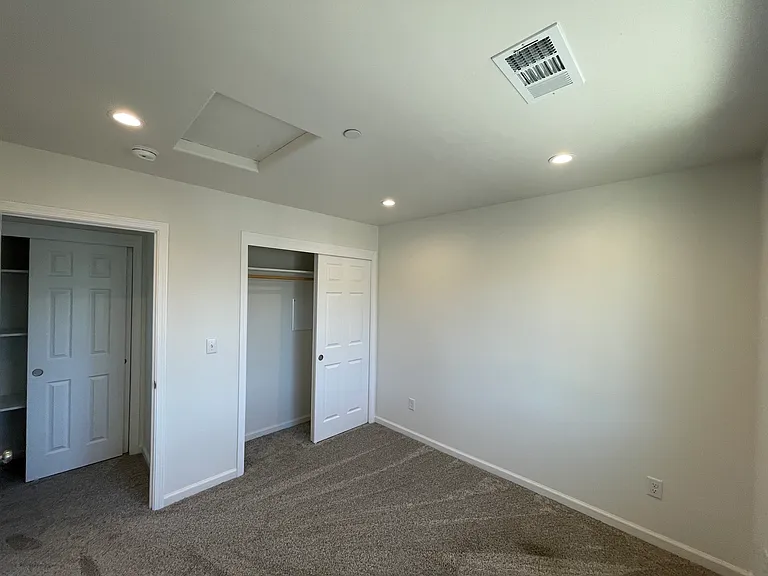 1841 Lime Ave — Photo 13