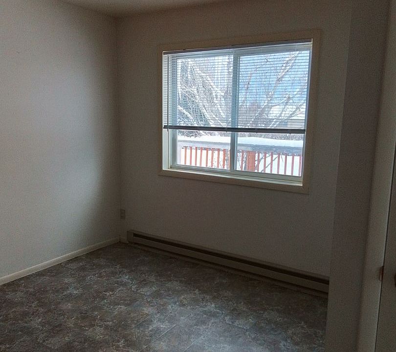 1st image of 7 Cloninger Ln APT B