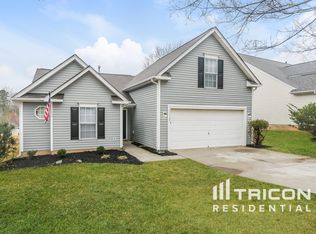 11829 Cheviott Hill Ln, Charlotte, NC 28213