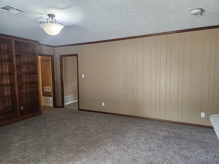 1203 Oates Rd — Photo 20